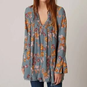 Free People Light Blue So Fine Butterfly Tunic Top Blouse Size Small